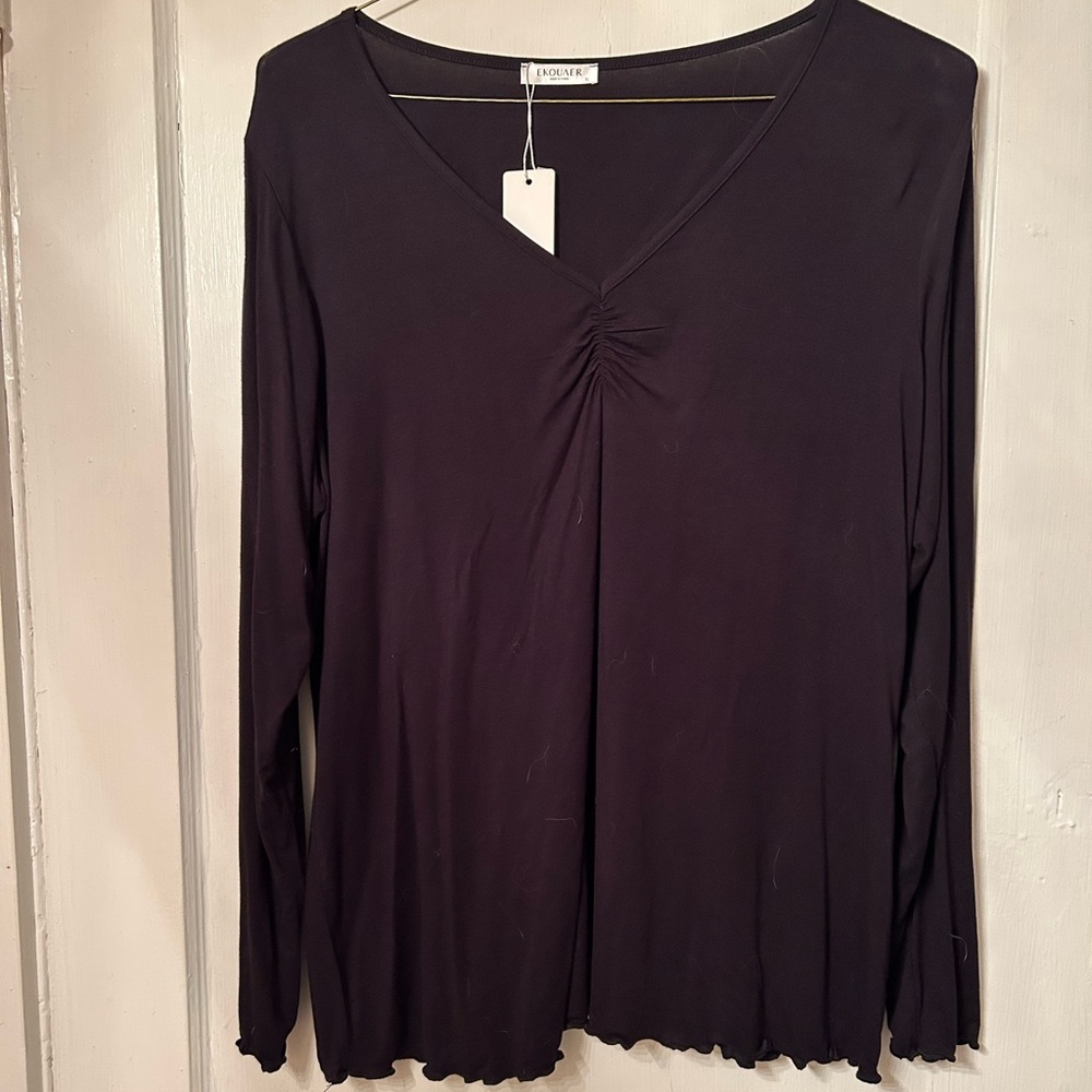 NWT Women’s Long Sleeve top